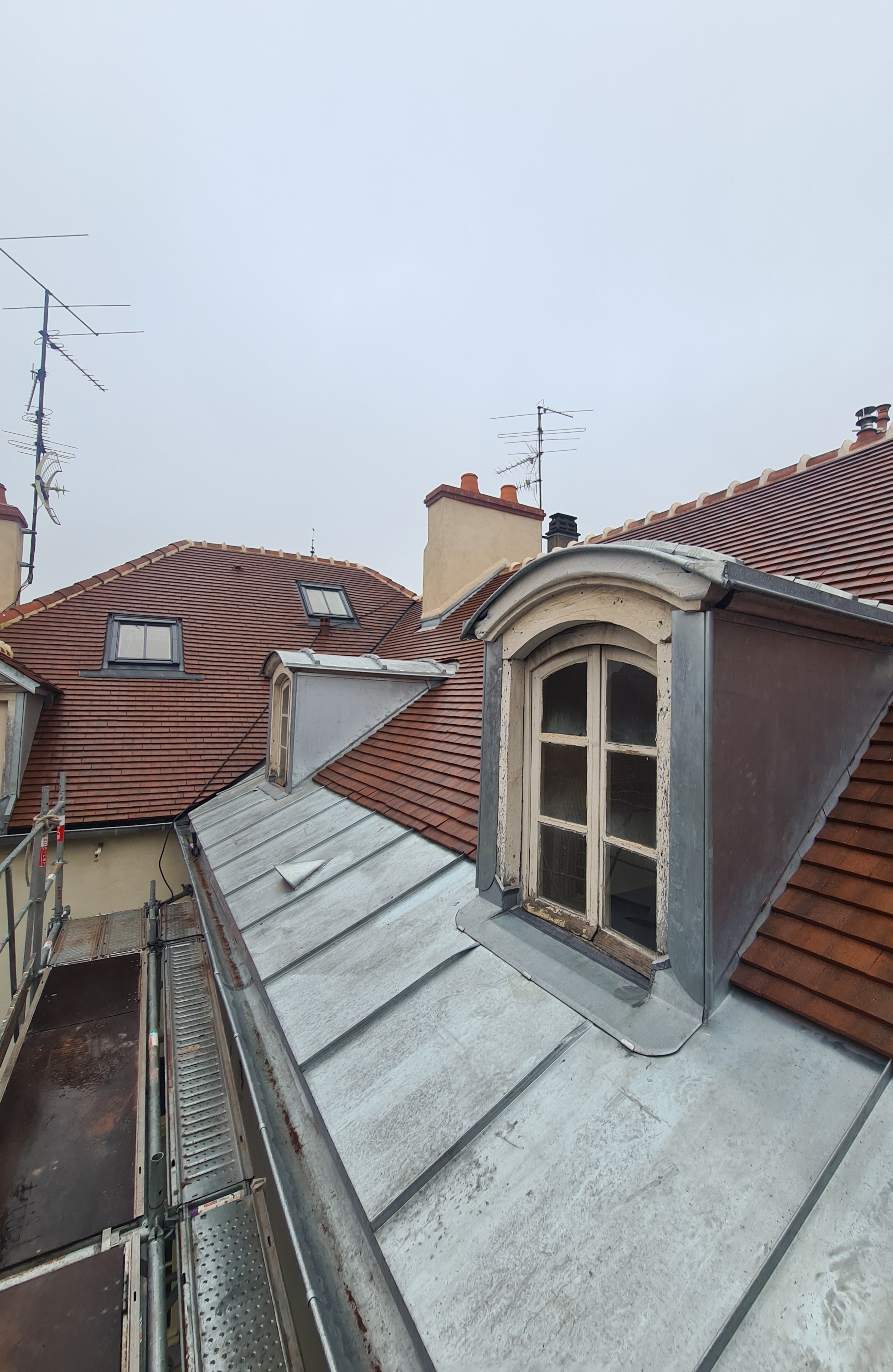 Après - Réfection complète de toiture — 22 rue de la Préfecture, Dijon